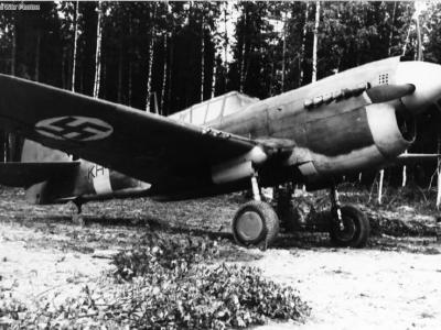 Finnish P-40M KH-51 2