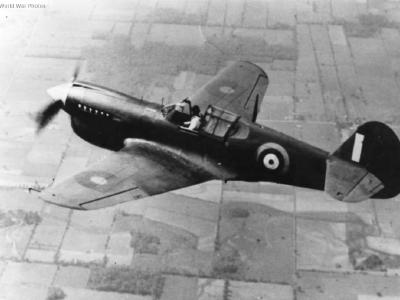 Curtiss Kittyhawk Mk IA in flight