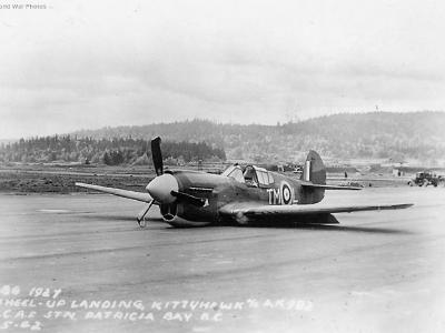 RCAF P-40 Kittyhawk May 1942
