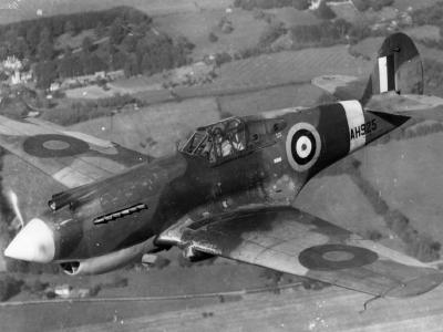 Curtiss Tomahawk Mk IIA AH925 in flight, England