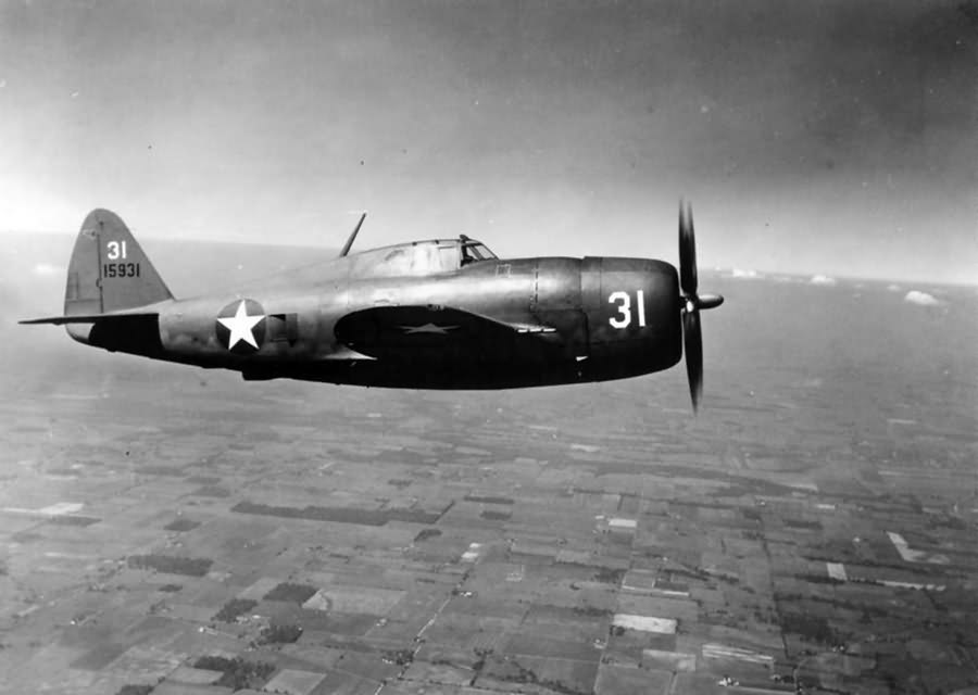 P-47B Thunderbolt #31 41-5931 of the 56th Fighter Group in flight