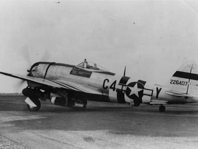 P-47D Thunderbolt code C4-Y 42-26407 of the 365th Fighter Group, 388th FSThunderbolt C4 Y 42 26407 of the 365th Fighter Group