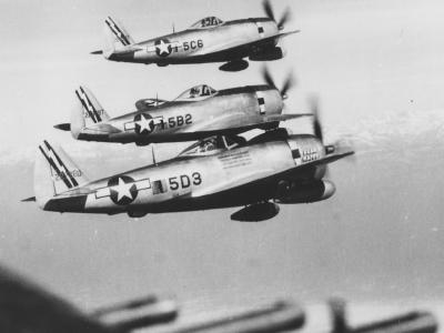 P-47D Thunderbolts 5D3 42-27260 Flak Happy,