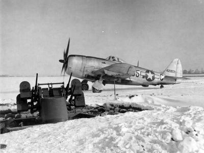 Republic P-47D-30-RE Thunderbolt serial 44-20571, code D5-C of the 386th FS, 365th Fighter Group