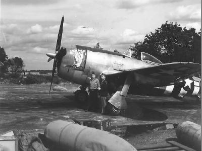 P-47D Thunderbolt 42-28627 „Shack Rat” of the 63rd FS, 56th Fighter Group with D-Day Invasion stripes