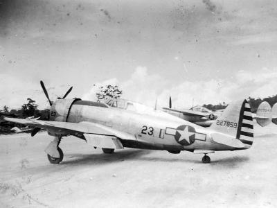 P-47D Thunderbolt (Razorback) #23, serial 42-27859 of the 35th Fighter Group, 39th FS and P-38, PTO