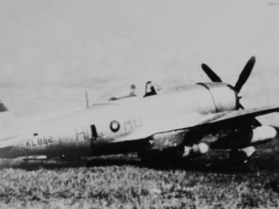 British P-47D KL882 of No. 60 Squadron RAF