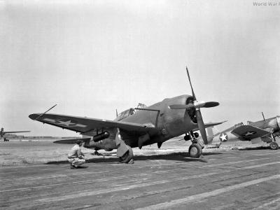 Republic P-47 and F4U