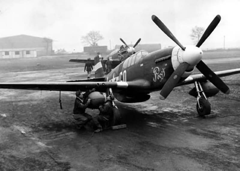 354th Fighter Group P 51 Mustang In England Early 1944 World War Photos