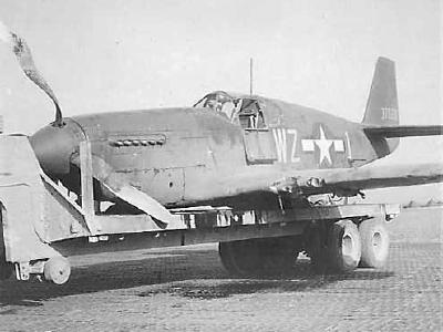 P-51B Mustang of the 31st FG 309th FS, code WZ-I 43-7020 on Trailer Italy 1944
