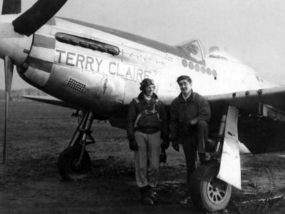 Pilot Capt James Fowle of the 384th FS 364th Fighter Group and P-51D „Terry Claire” serial 44-14184 Code 5Y-Q