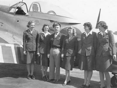 P-51 Mustang and Wacs