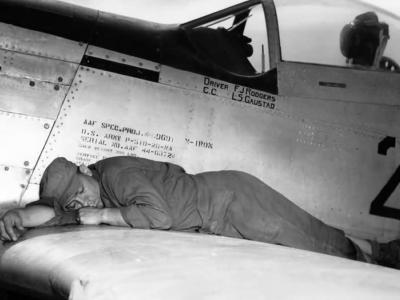 P-51D Mustang crew sleeps on wing