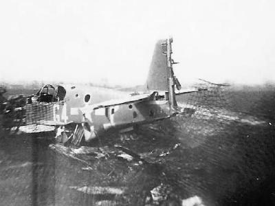 destroyed P-51 Mustang code G4+P of the 357th Fighter Group 362nd Fighter Squadron 2