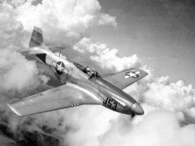 P-51D-15-NA 44-15240 „J53” over Sarasota FL