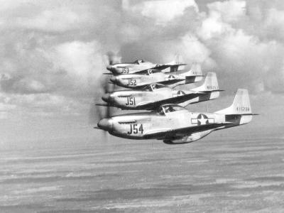 P-51D 44-15238, 44-15053 over Sarasota FL