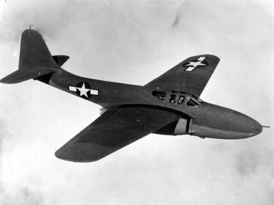 Prototype Bell XP-59 in a test flight