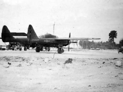 P-61 A-5-NO Black Widow 42-5562 of the 421st NFS