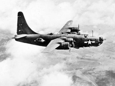 Consolidated PB4Y-2 Privateer in flight