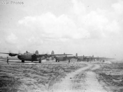 PB4Y-1 Liberators taxiing