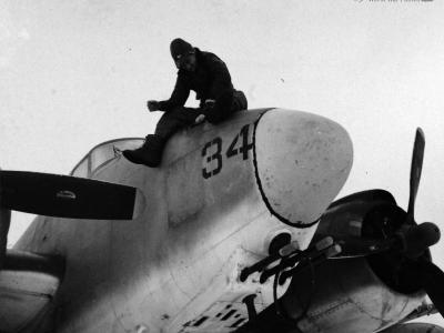 PV-2 April 4 1945