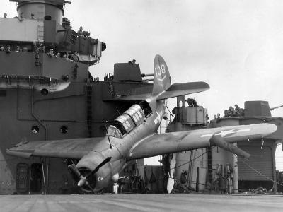 SB2C-3 Helldiver #108 USS Ticonderoga CV-14 January 1945