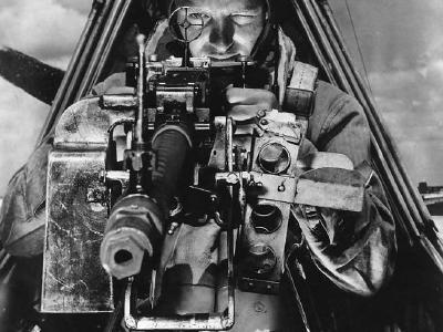 rear gunner of Dauntless