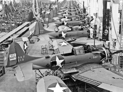SBD-5 Dauntlesses