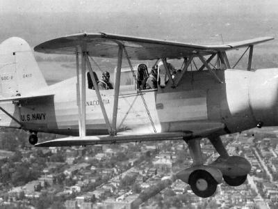 Curtiss SOC-2 BuNo 0417 in flight