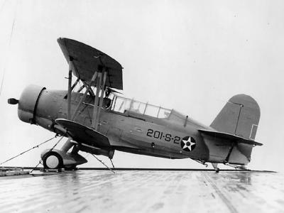 Floatplane SOC-3A Seagull 201-S-2 of VS-201 parked on the flight deck of USS Long Island (CVE-1), 16 December 1941