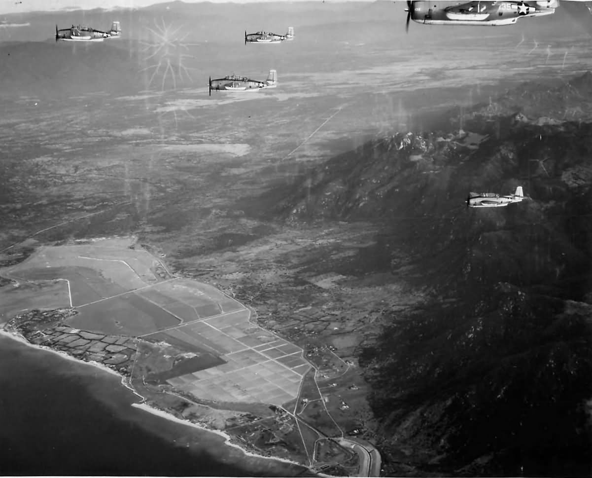 Avengers of VT-4 return to USS Essex after strike on Saigon 1945