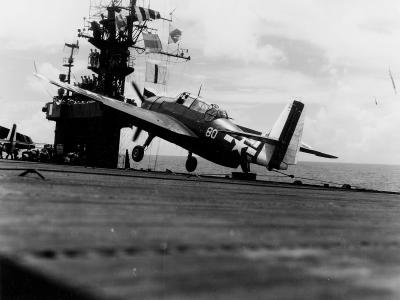 TBM-3E Avenger code 80 on board carrier USS Saginaw Bay CVE-82 – September 9 1945