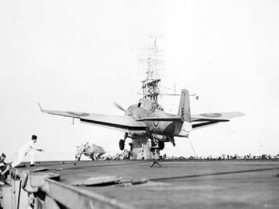 Tarpon/Avenger landing on the HMS TRUMPETER