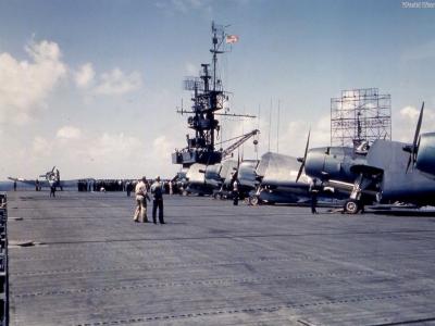 SBD, F6F and Avengers aboard CVL 1943-44