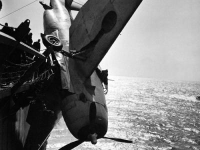 Crashed TBF-1 USS Charger 23 March 1943 2