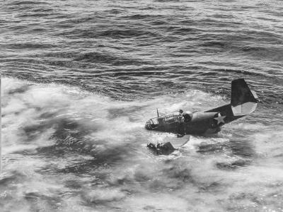 TBF-1 crashing during operations aboard USS Suwannee 7 April 1943