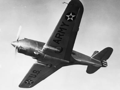 Curtiss (Model 75S) XP-42 in flight