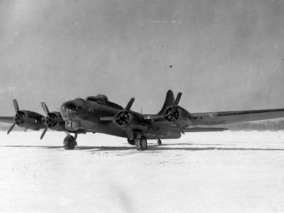 Front view of a XB-40 41-24341 1942