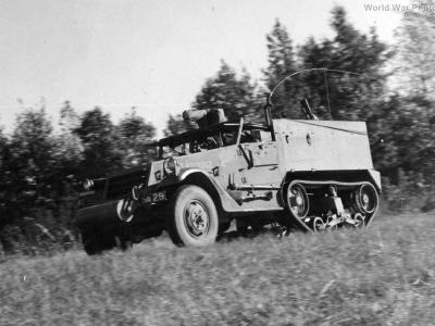 M2 21st Field Artillery on maneuvers 1941