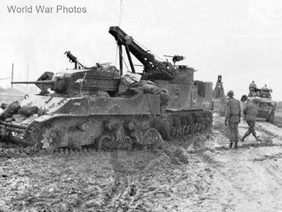 M31 recovering a M5A1 Stuart