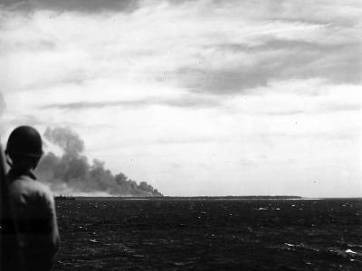 Bombardment of Makin Island viewed from cruiser USS Baltimore