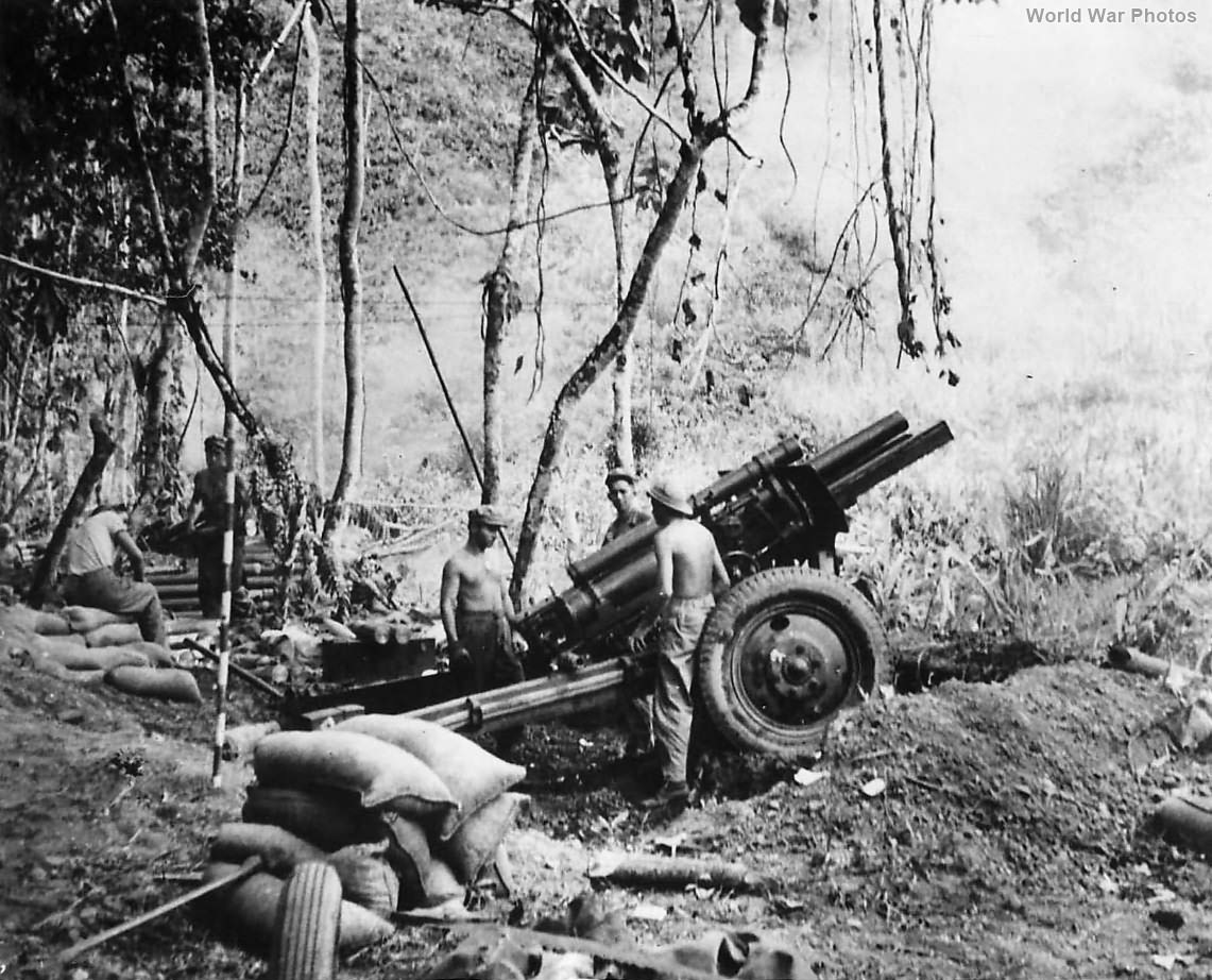 US troops man 105mm howitzer in Salamaua New Guinea 1943