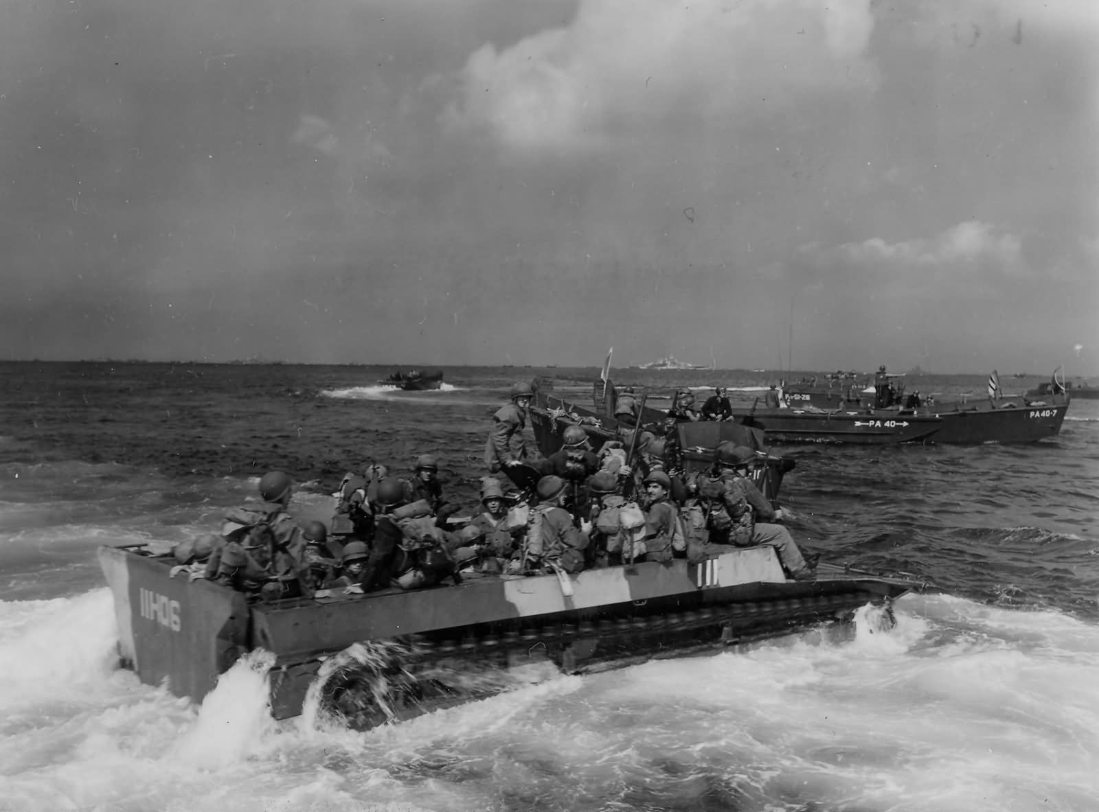 7th infantry division landing on Okinawa in LVT Amtrac | World War Photos