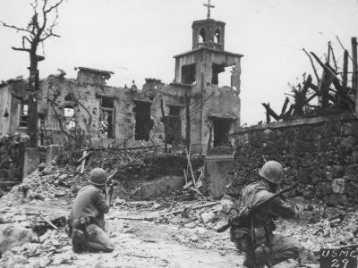 Marines Hunt Japanese Sniper Shuri Castle Okinawa 1945
