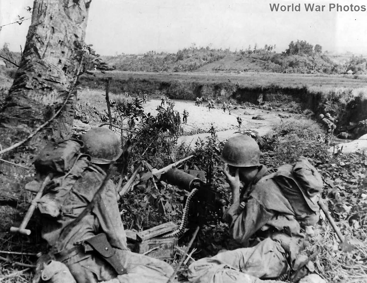 77th Division crossing Antilao River at Ormoc Leyte 1945 | World War Photos