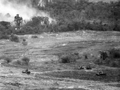 Japanese Tanks Try to Break US Lines at Hell’s Pocket Saipan 1944