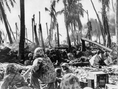 2nd Marine Division fighting on Betio