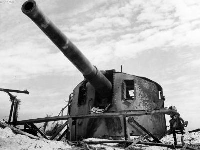 British 8 Inch gun at Tarawa 1943