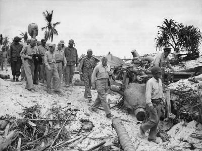 General Smith, Adm. Nimitz and Gen Richardson on Tarawa
