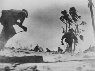 Marines In Action Tarawa 1943
